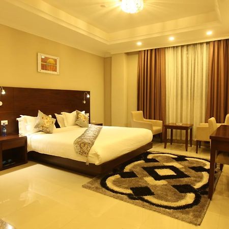 Geza Apartment Hotel Addis Ababa Bagian luar foto