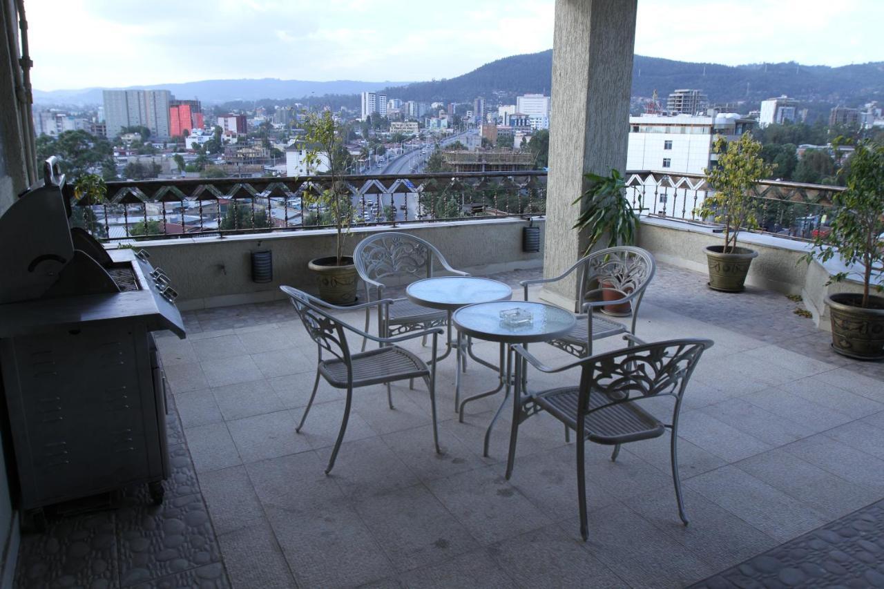 Geza Apartment Hotel Addis Ababa Bagian luar foto